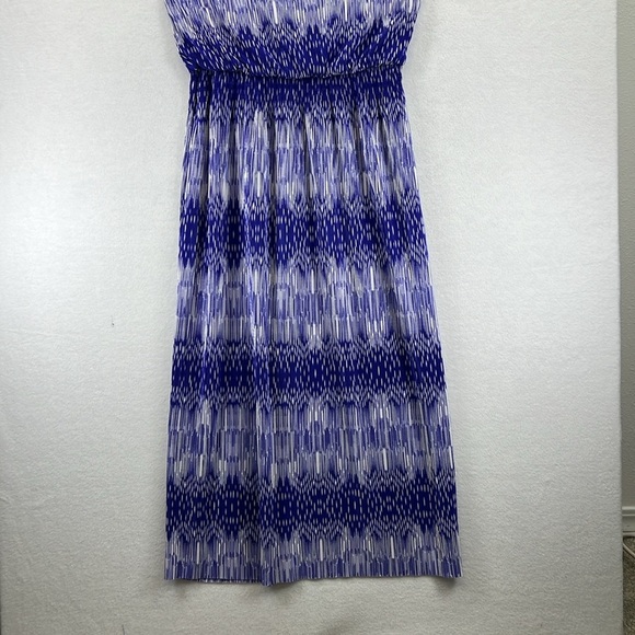 Chico’s Women’s IKAT Pleated Maxi Dress Size 2 (US 12) Blue & White Like New - Picture 4 of 11